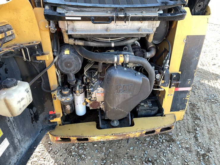 caterpillar-257b-image-16