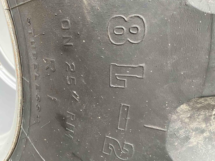 case-ih-8010-image-100