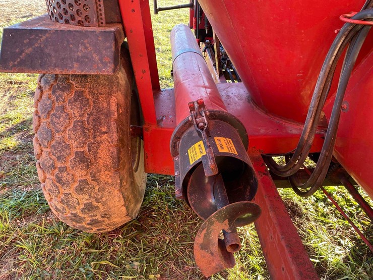 case-ih-1350-image-15