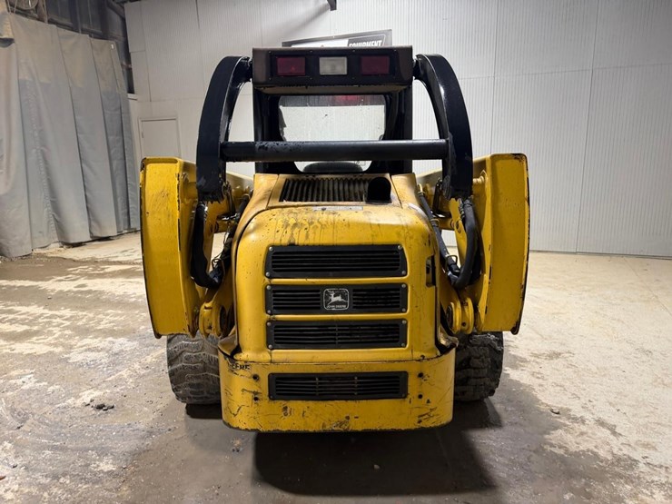 john-deere-260-image-4