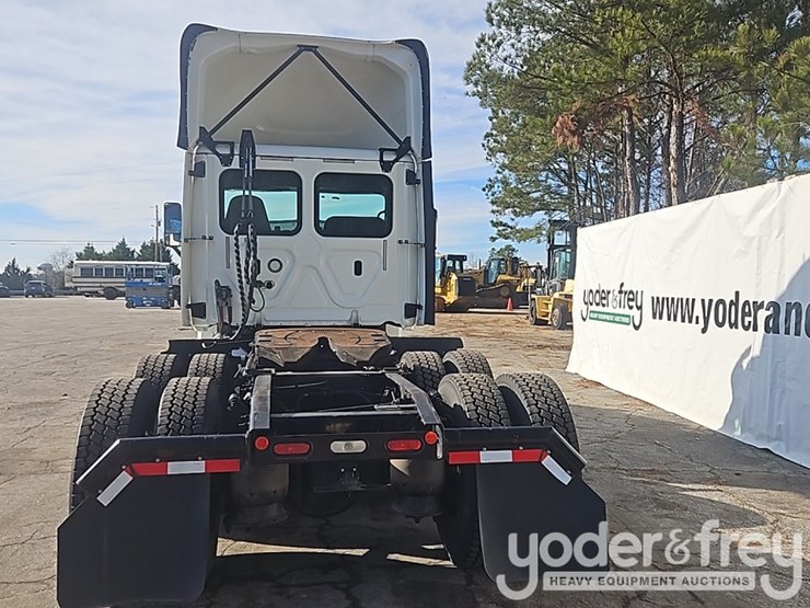 2018-freightliner-cascadia-image-4