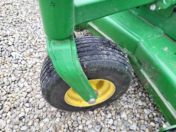 2023-john-deere-661r-image-10