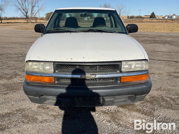 chevrolet-s10-image-2