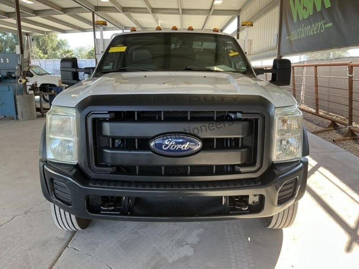 2012-ford-f550-image-3