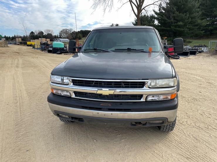 chevrolet-silverado-1500hd-image-2