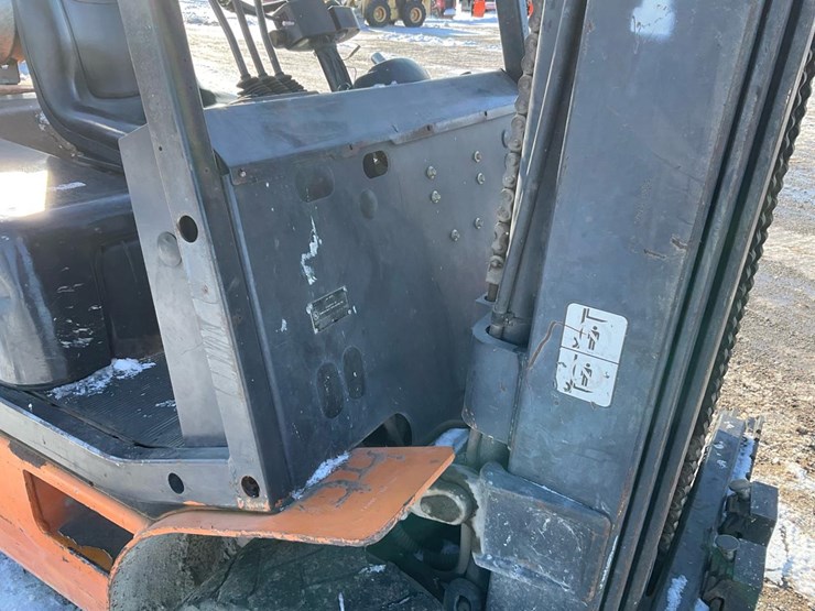 #1361-•-samsung-v-lift-forklift*-image-38