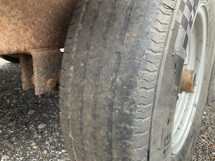 #2204-•-2007-chubbs-dump-trailer-image-23