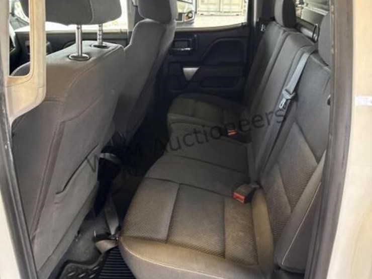 2019-chevrolet-silverado-1500-image-28