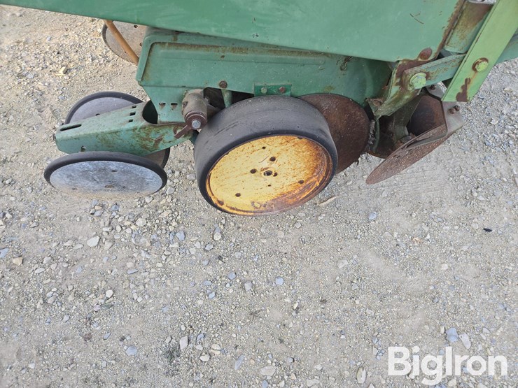 john-deere-7000-image-19