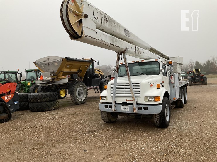 international-4900-image-2