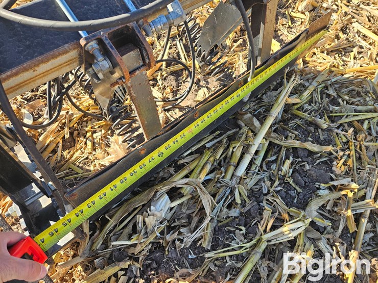 john-deere-30-image-12