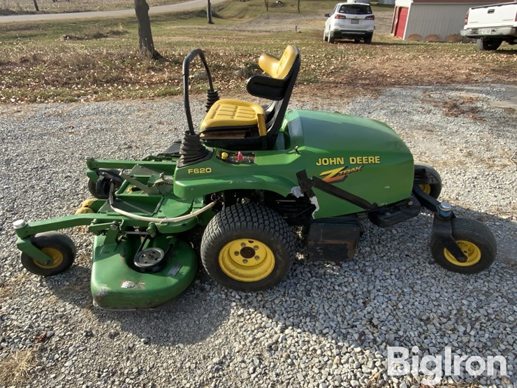 john-deere-f620-image-8