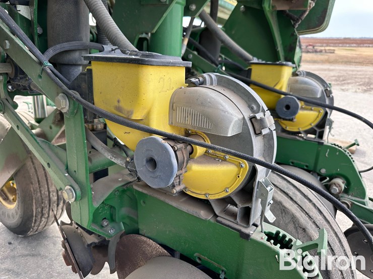 john-deere-1790-ccs-image-18