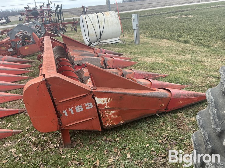 massey-ferguson-1163-image-4