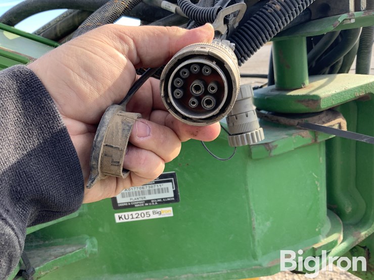 john-deere-1770nt-ccs-image-19