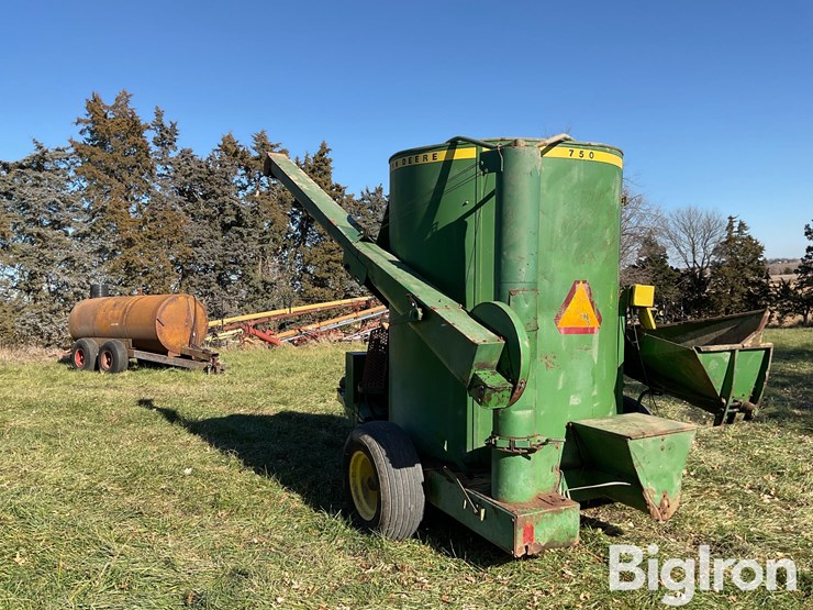 john-deere-750-image-7