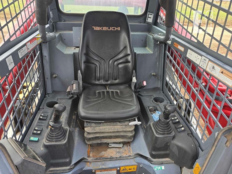 takeuchi-tl12v2-image-17