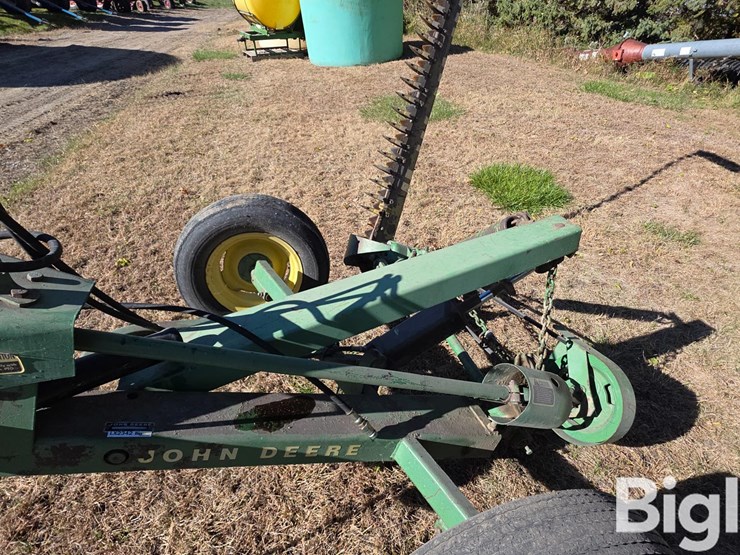 john-deere-450-image-15