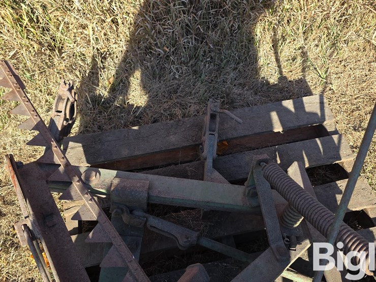 john-deere-7-image-10