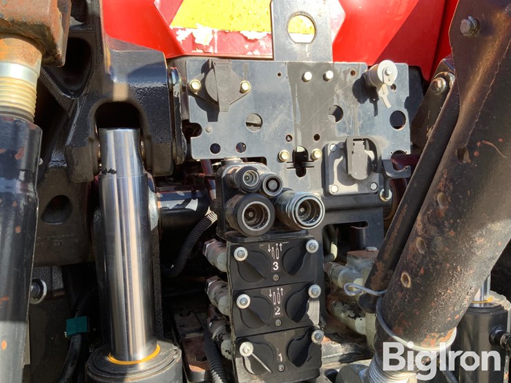 case-ih-magnum-340-image-15