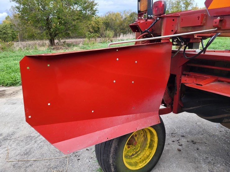 2014-new-holland-h7230-image-20