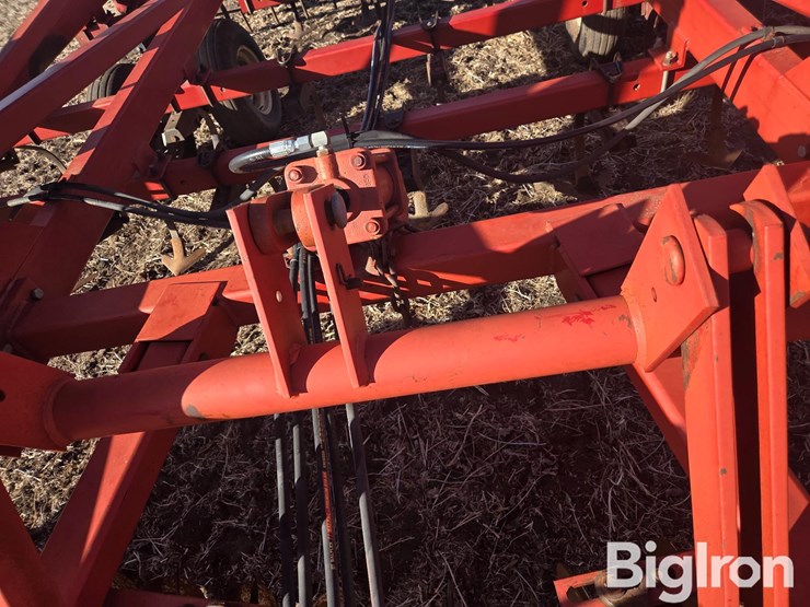 case-ih-4200-image-18