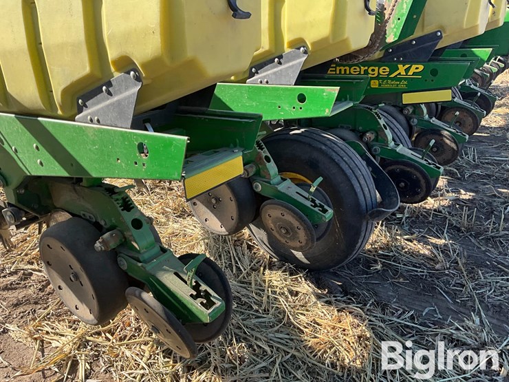 2008-john-deere-1770nt-image-16