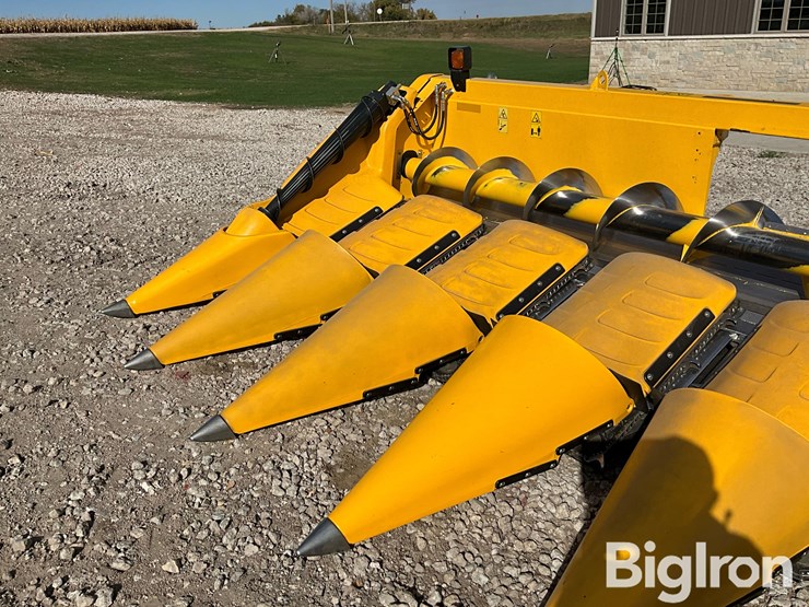 new-holland-980cr-image-9