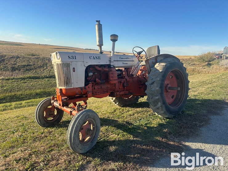 j-i-case-830-image-3