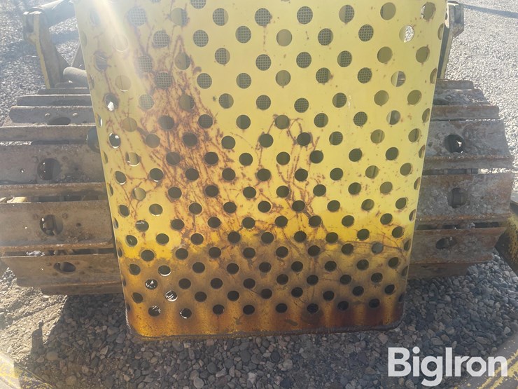 caterpillar-d2-image-11