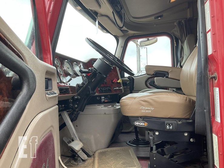 2003-international-9200-image-10