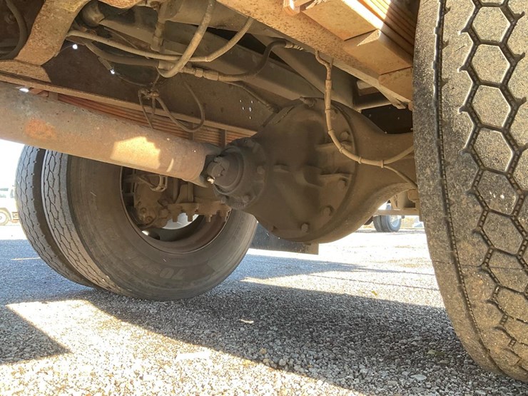 gmc-topkick-image-25