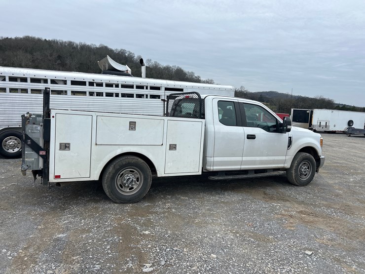 2017-ford-f250-image-2