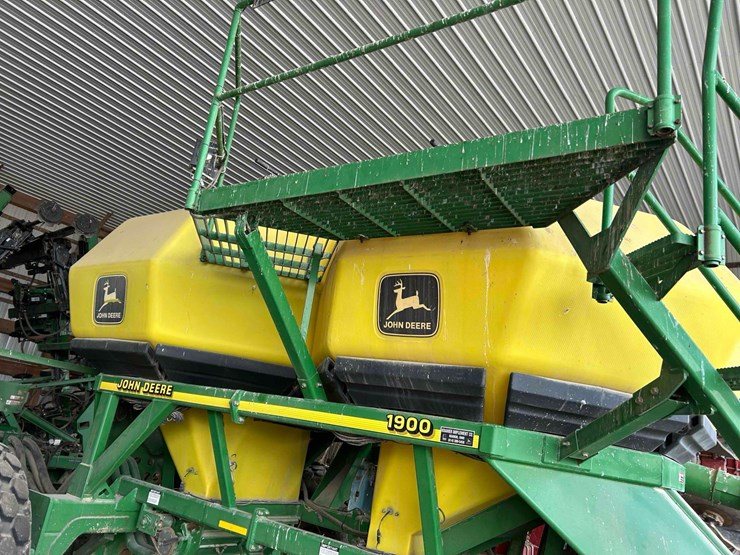 john-deere-1900-image-5