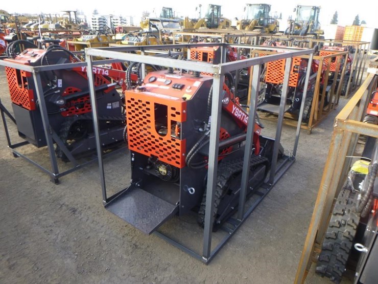 2025-agt-ysrt14-skid-steer-track-loader-image-3