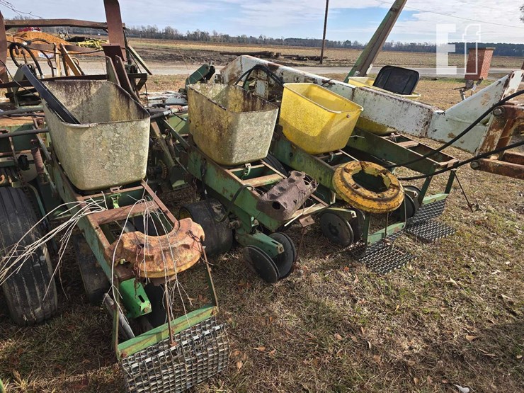 john-deere-7100-image-17