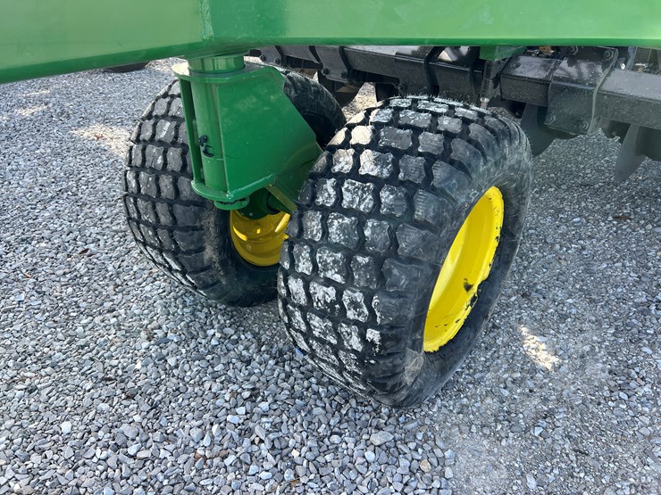 john-deere-750-image-3