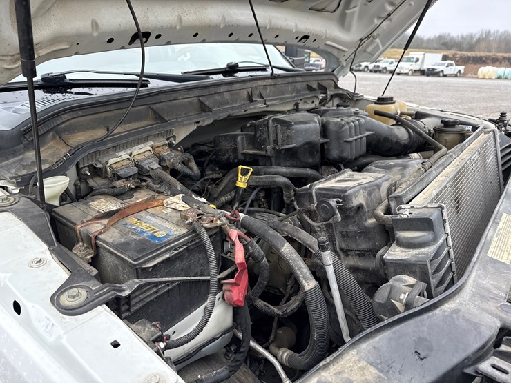 ford-f350-xl-image-19