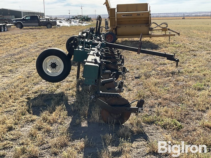 caterpillar-30-image-8