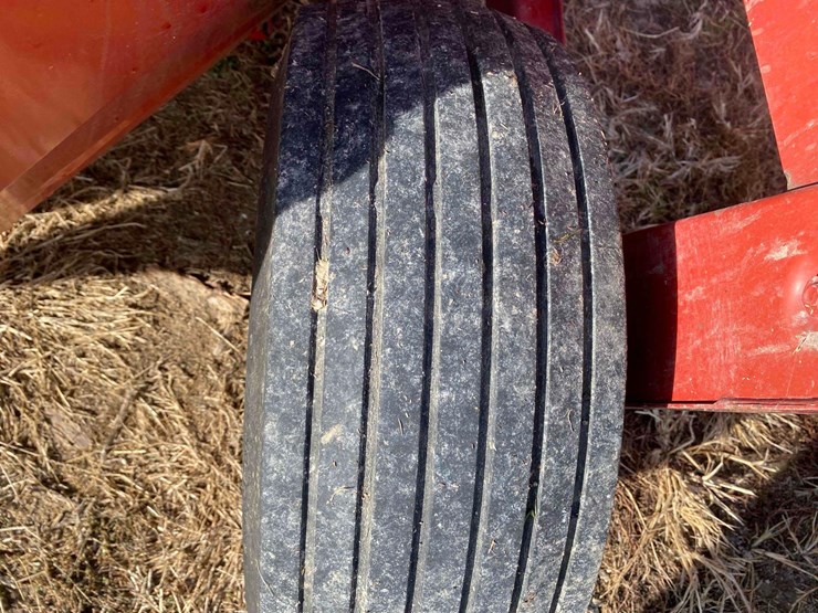 new-holland-488-image-40