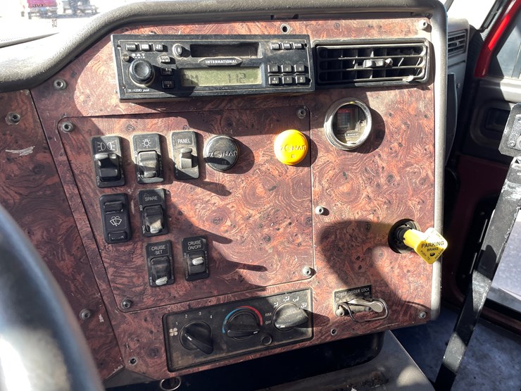 international-2000-image-28