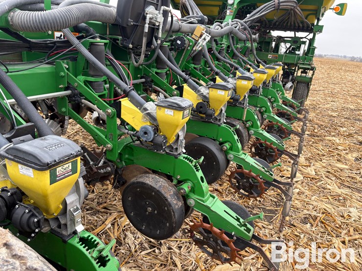 john-deere-1770nt-image-20