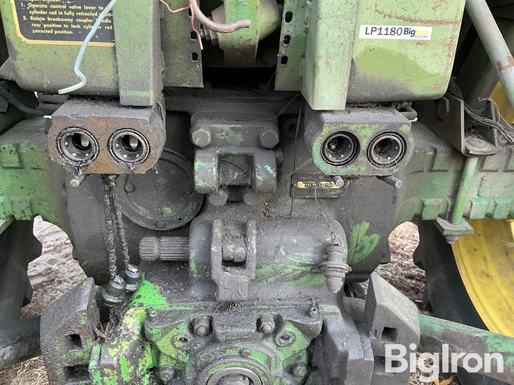john-deere-4020-image-10