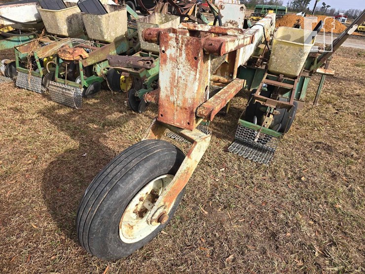 john-deere-7100-image-18