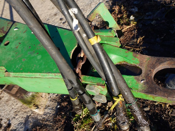 john-deere-726-image-11