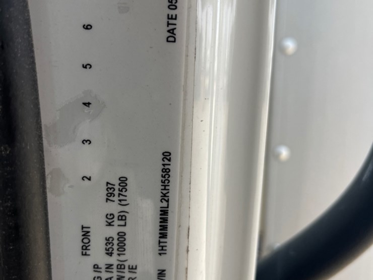 2019-international-durastar-4300-image-20