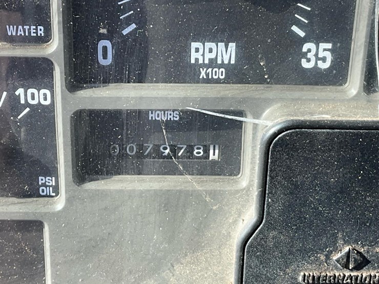 2001-international-4900-image-115