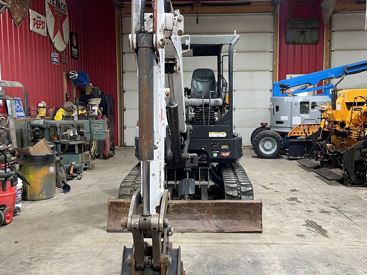 bobcat-e42-image-2