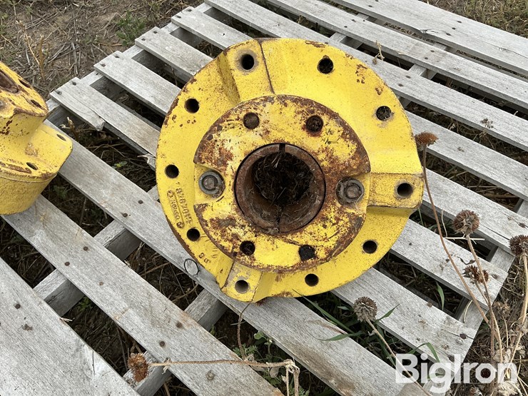 john-deere-10-image-8