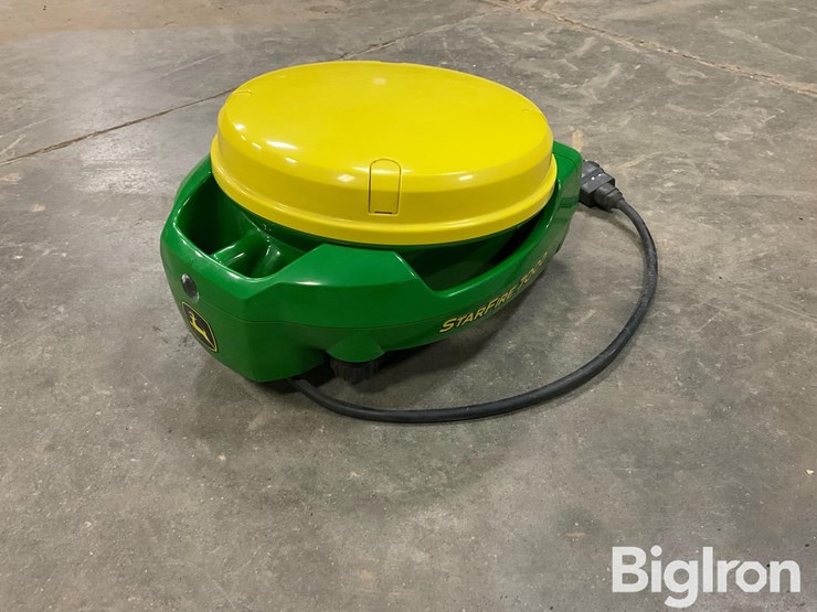 john-deere-7000-image-1